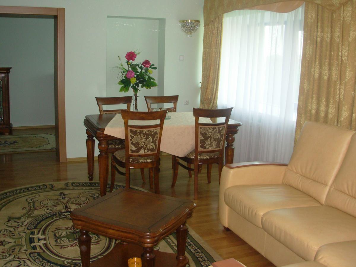 Hotel Ліда Екстер'єр фото