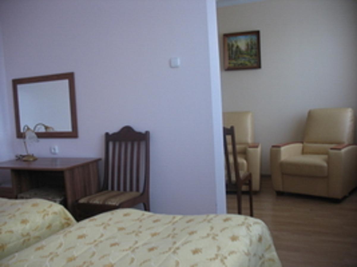 Hotel Ліда Екстер'єр фото