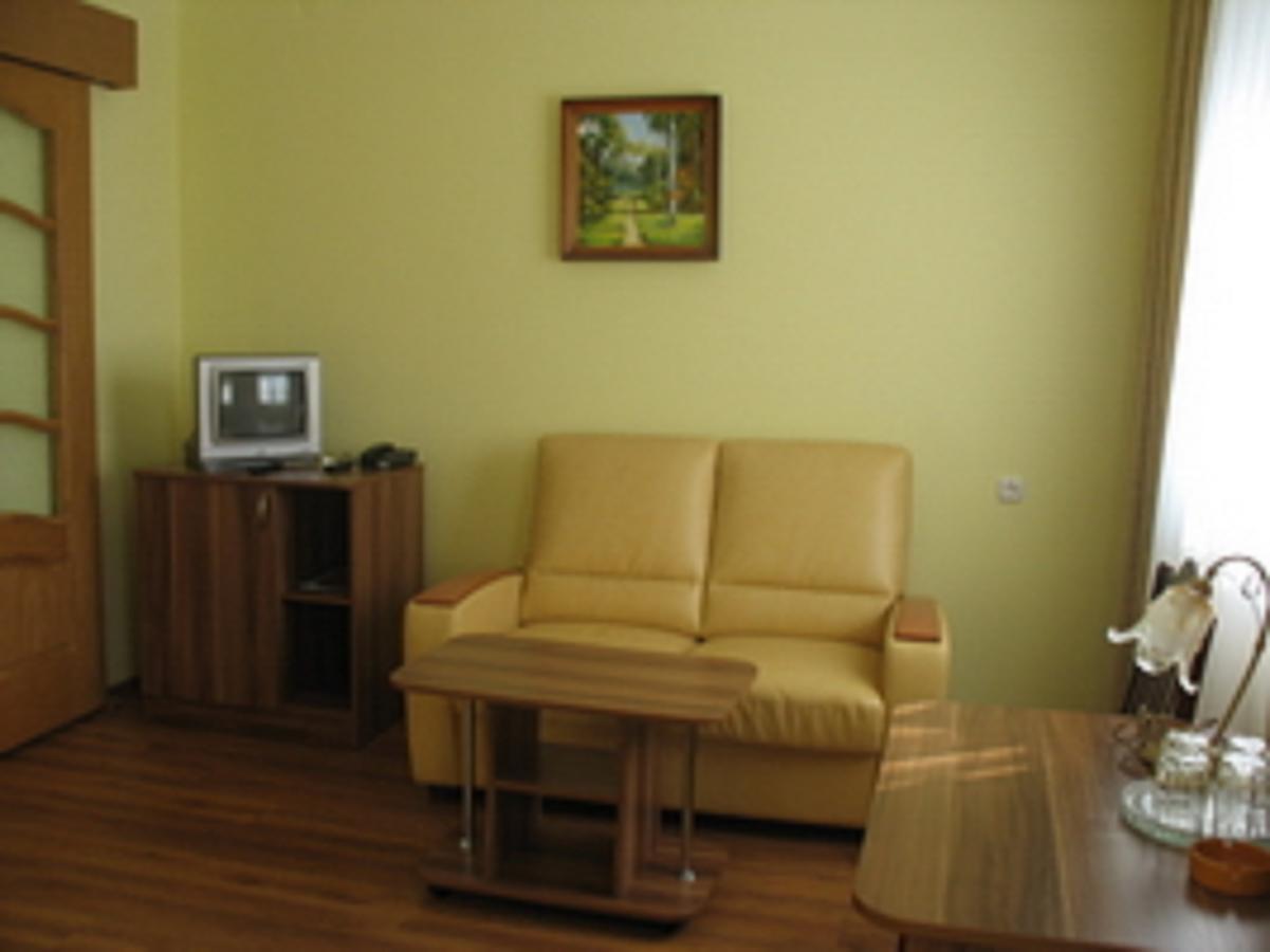 Hotel Ліда Екстер'єр фото